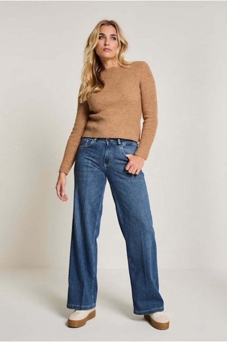 FW251212207 D64 SMOKEY INDI