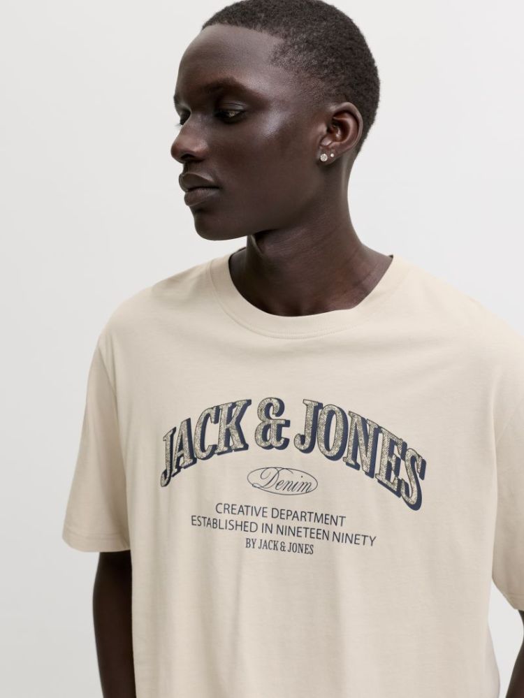 JJEDENVER LOGO TEE SS O-NECK S 176631 Moonbeam