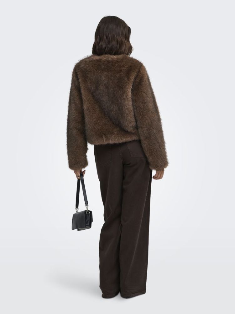 JDYAMY FAUX FUR SHORT JACKET O 244915001 Choco
