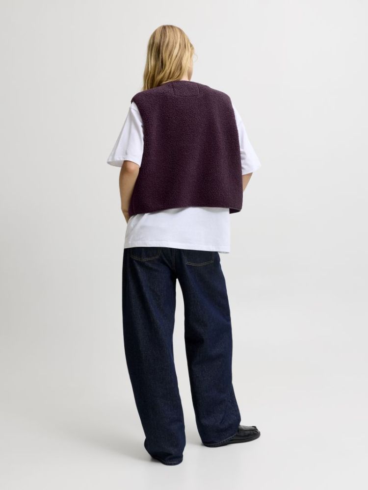 JXVERA TEDDY VEST OTW NOOS 176841 Winetast