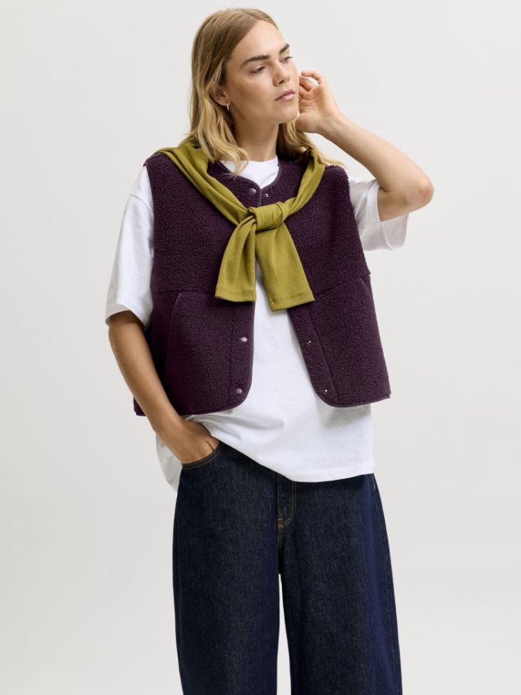 JXVERA TEDDY VEST OTW NOOS 176841 Winetast