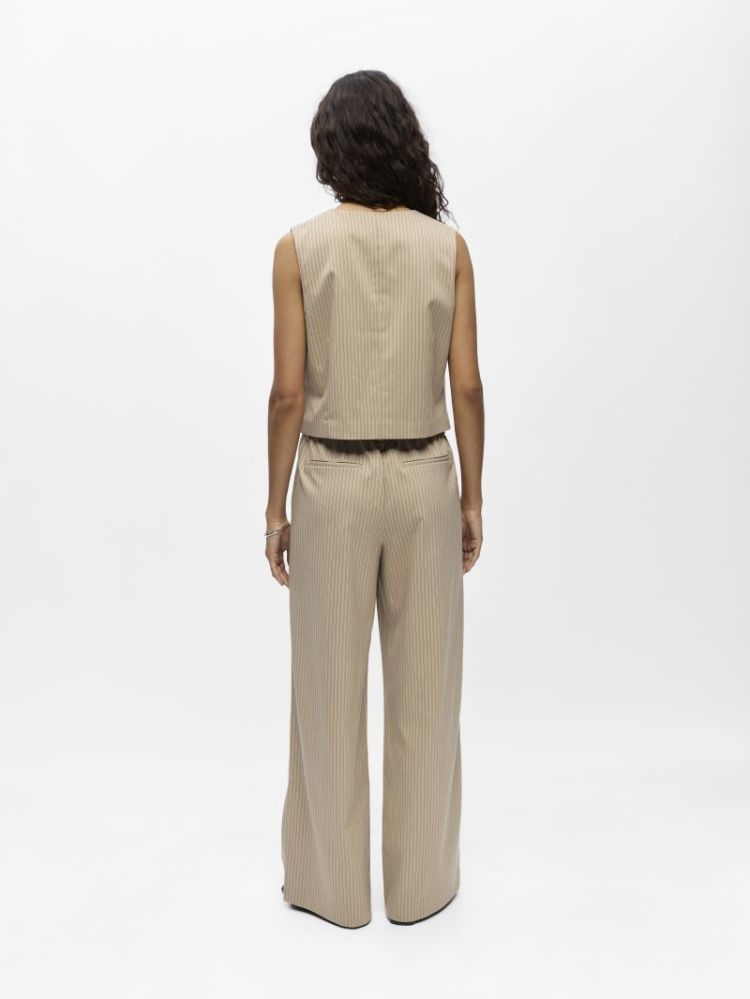 OBJLISA RE SHORT WAISTCOAT AOP 183561003 Humus