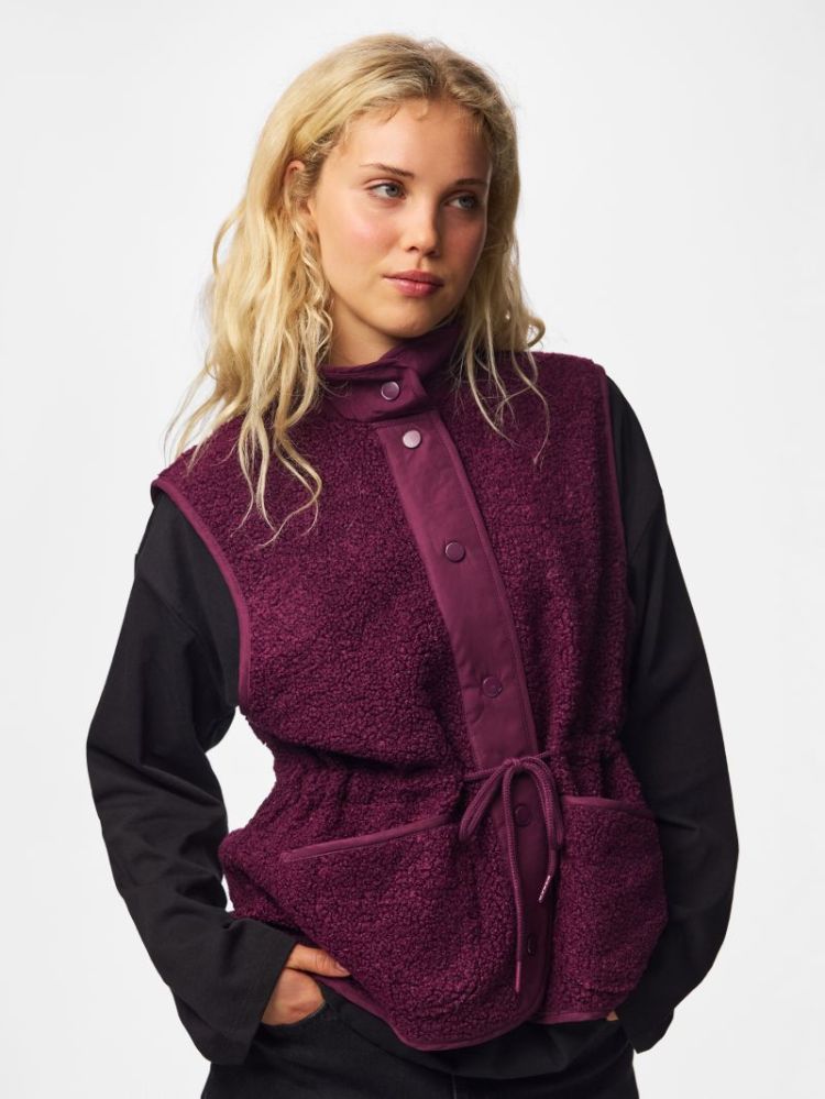 PCKATTY HIGH NECK VEST BC 294444 Pickled
