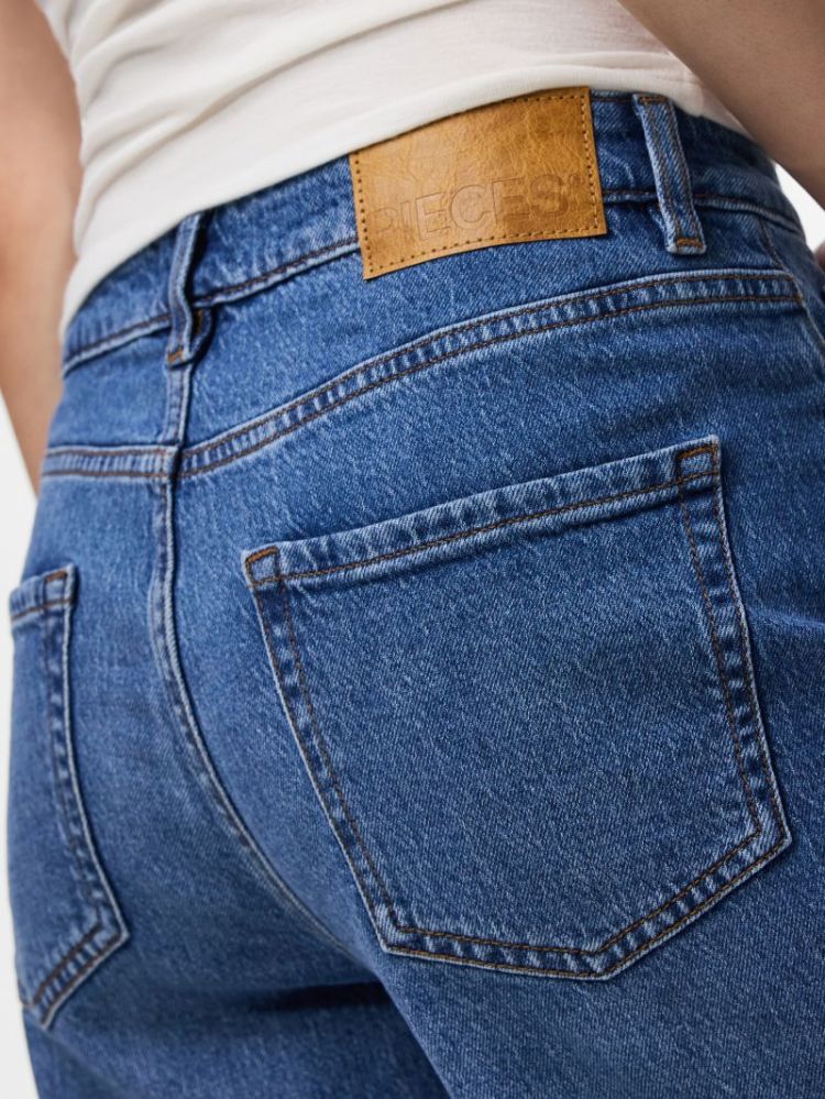 PCGRACE MW BARREL ANK JEANS NO 184420 Medium B