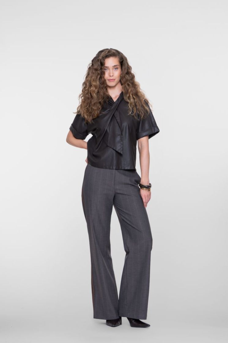  000775 brown