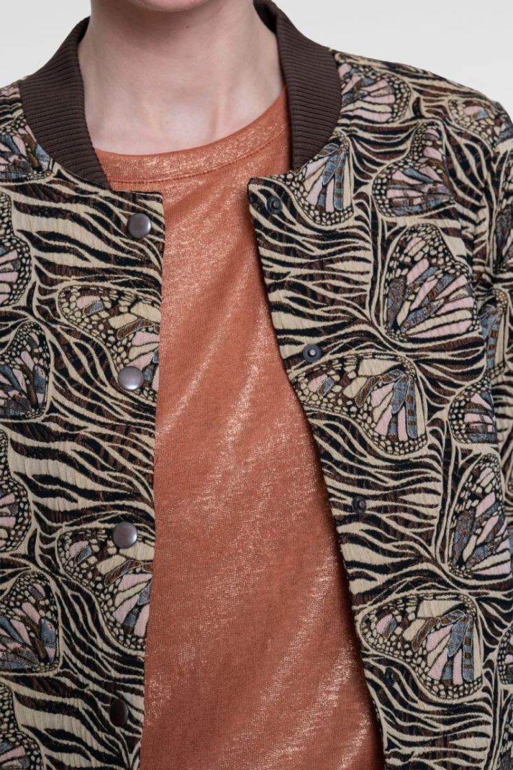  000735 camel
