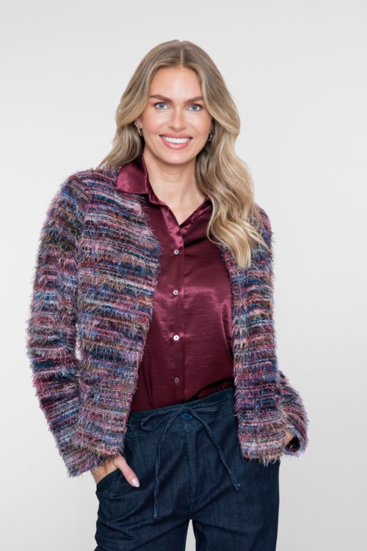  000480 burgundy