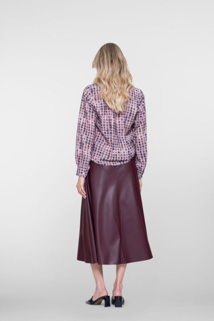 000480 burgundy