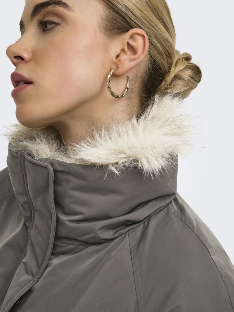 ONLAUDREY FUR COLLAR BOMBER OT 194818001 Black