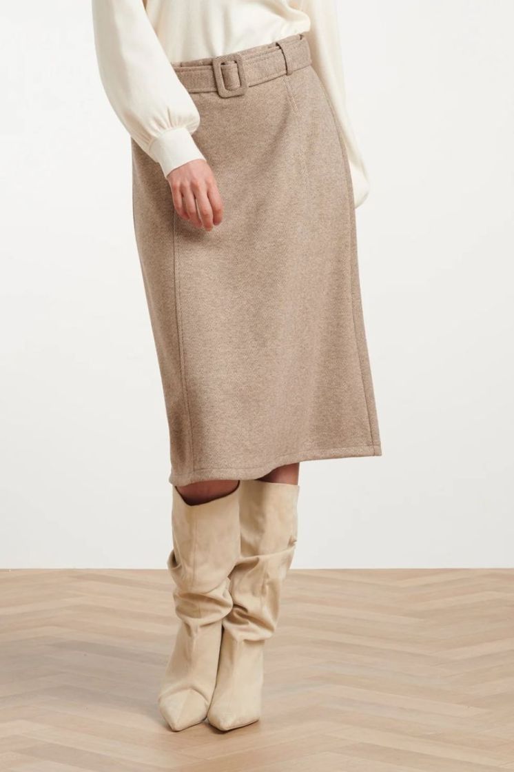  745 TAUPE
