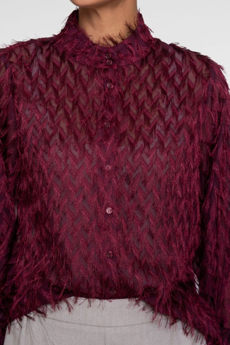  000480 burgundy