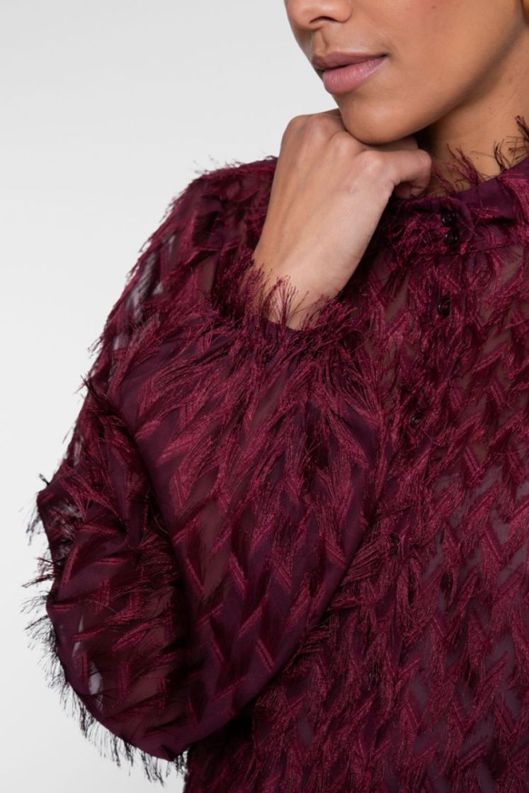  000480 burgundy