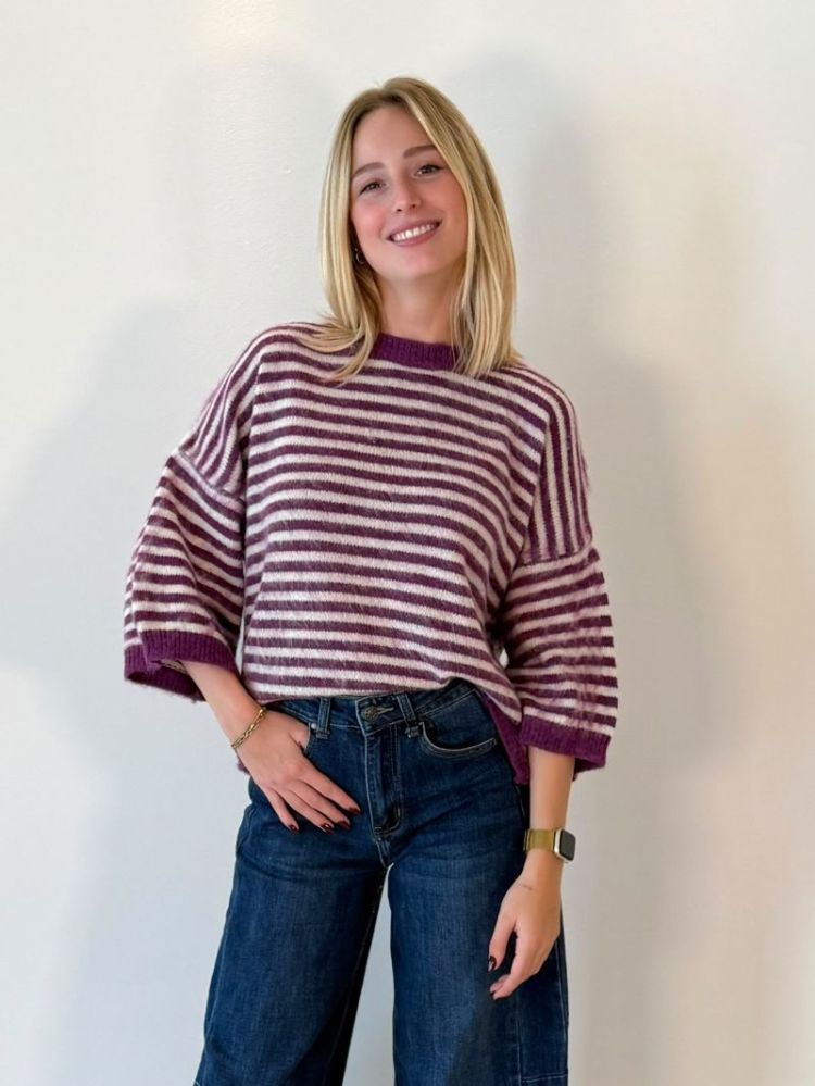  violet ecru